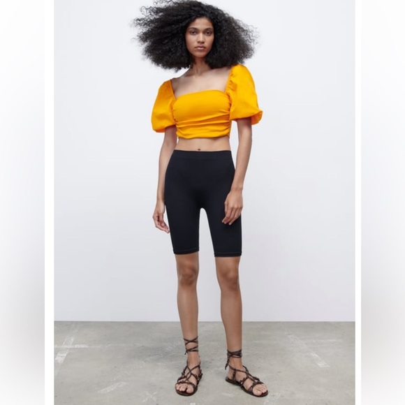 ZARA PUFF SLEEVES CROP TOP - Picture 2 of 6